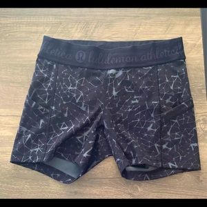 Lululemon tight shorts